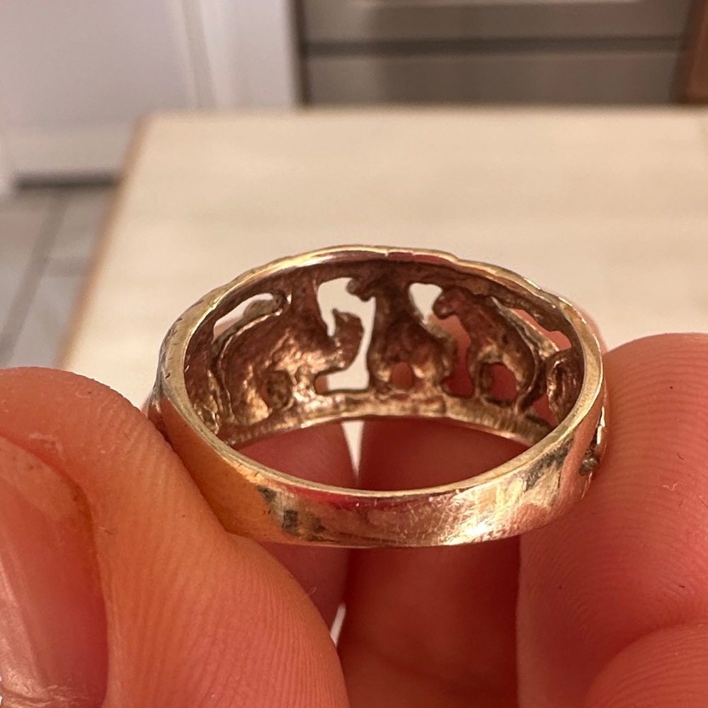 10k Gold Zoo Safari Animal Motif Domed Band Ring - size 6.75-7 - Picture 8 of 15